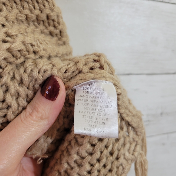 She and Sky Tan Khaki Crochet Fringe Vest Fits Medium - Picture 6 of 8